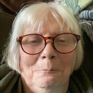 Meet your Posher, Denise